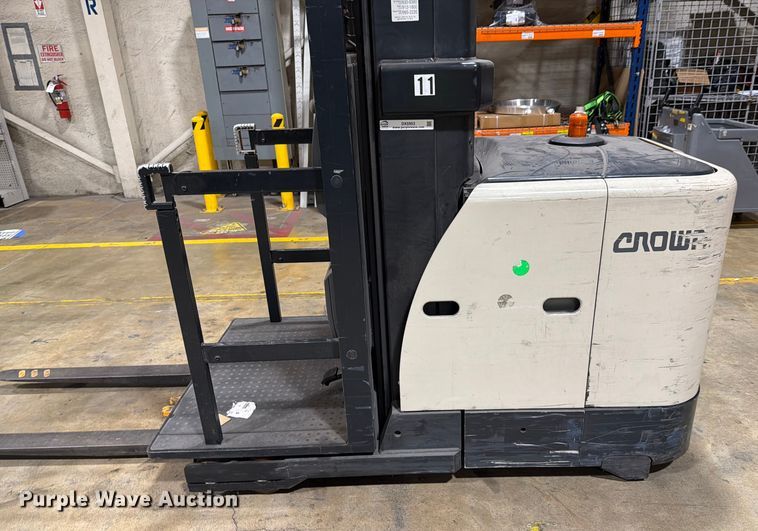 image for item DX5953 2016 Crown SP3520-30 order picker