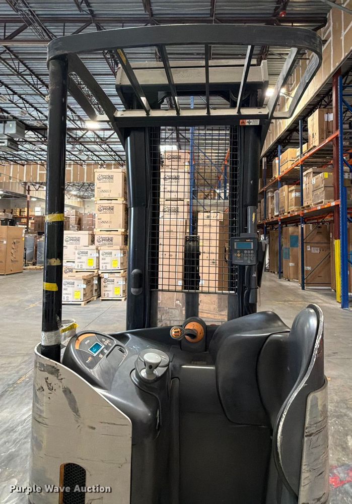 image for item DX5954 2016 Crown RR5725-35 reach truck