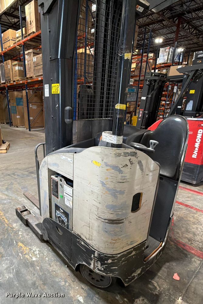 image for item DX5954 2016 Crown RR5725-35 reach truck