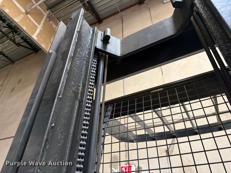 image for item DX5954 2016 Crown RR5725-35 reach truck