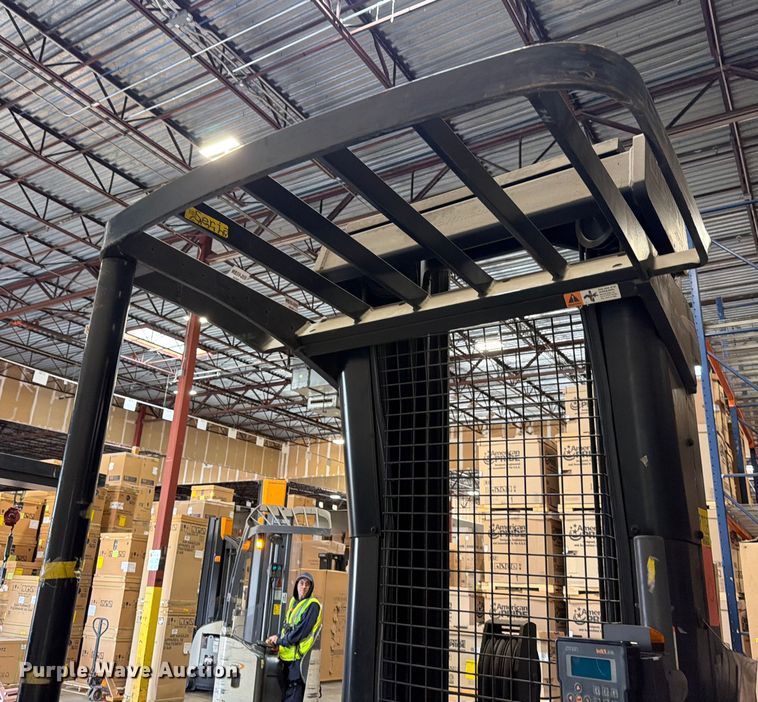 image for item DX5954 2016 Crown RR5725-35 reach truck