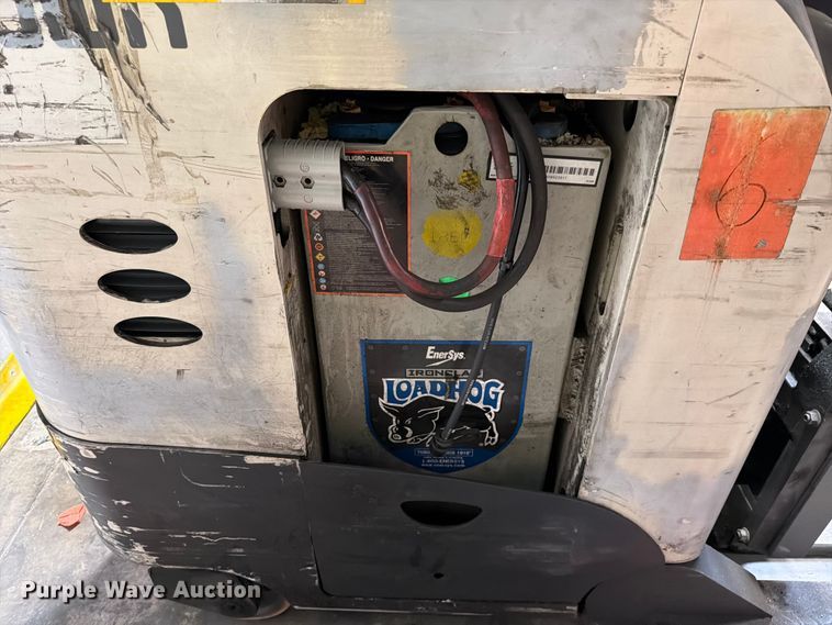 image for item DX5954 2016 Crown RR5725-35 reach truck