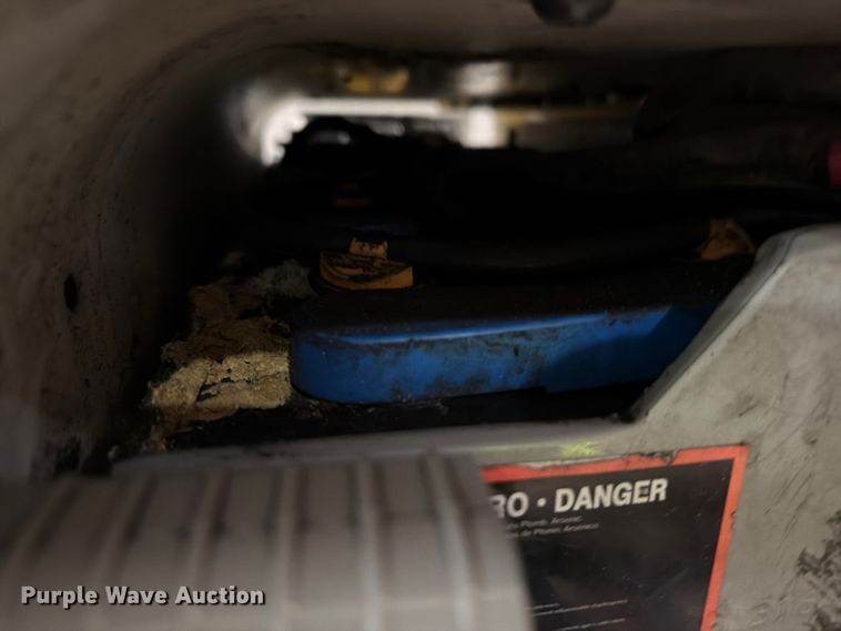 image for item DX5954 2016 Crown RR5725-35 reach truck