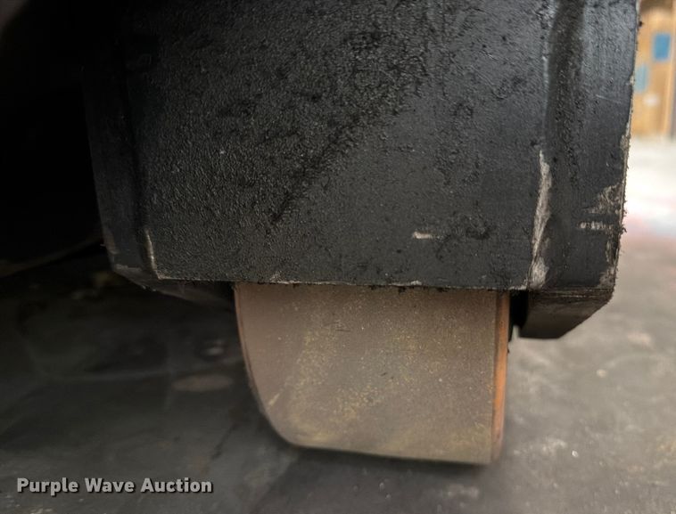 image for item DX5954 2016 Crown RR5725-35 reach truck