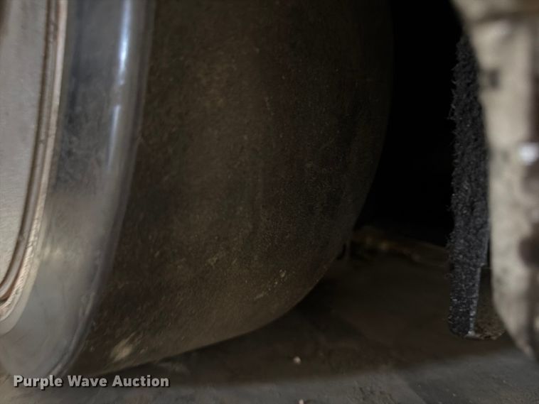 image for item DX5954 2016 Crown RR5725-35 reach truck