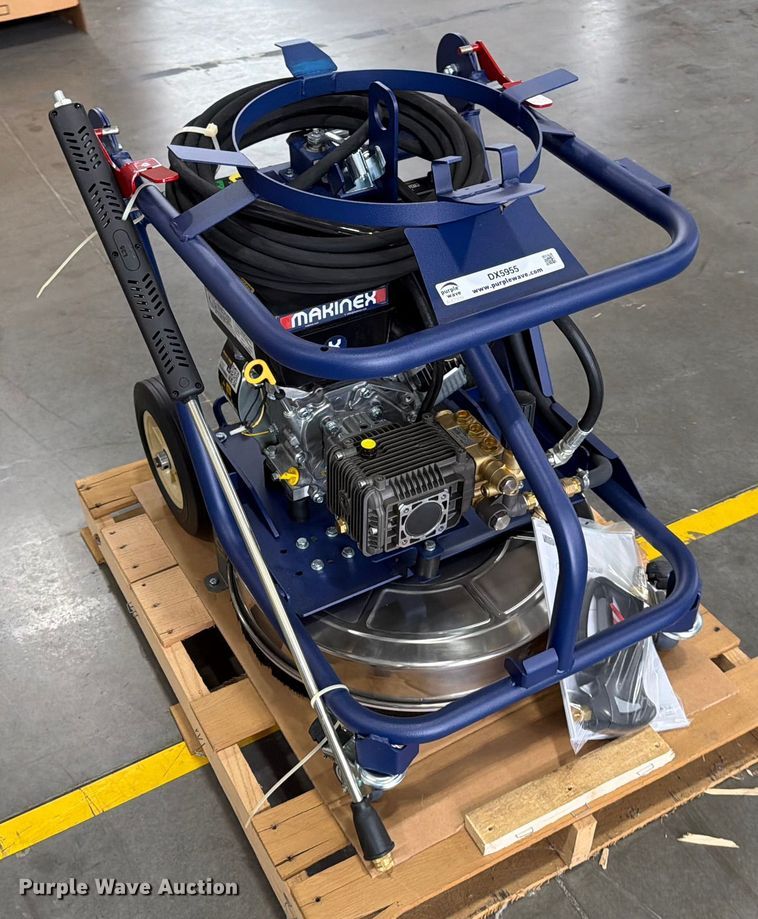 image for item DX5955 Makinex DPW-2500 pressure washer