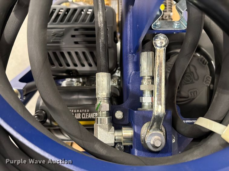 image for item DX5956 Makinex DPW-2500 pressure washer