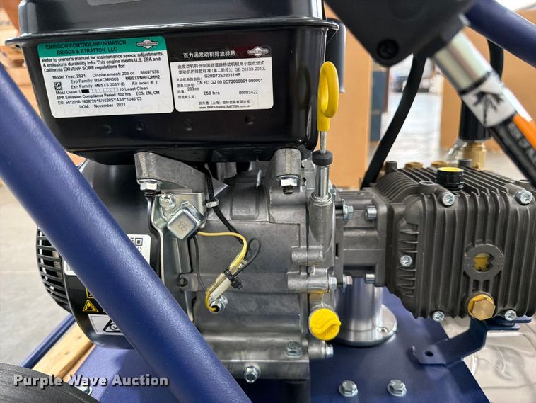 image for item DX5956 Makinex DPW-2500 pressure washer