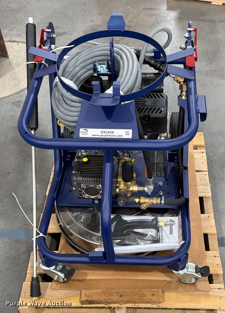 image for item DX5958 Makinex DPW-2500 pressure washer