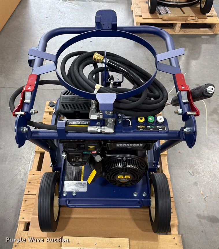 image for item DX5959 Makinex DPW-2500 pressure washer