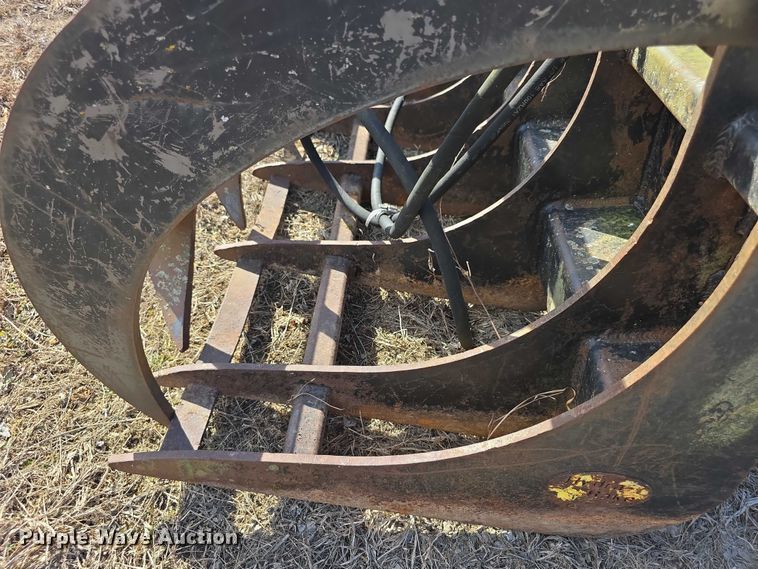 image for item DZ3708 M&M Hydra Rake skid steer grapple bucket