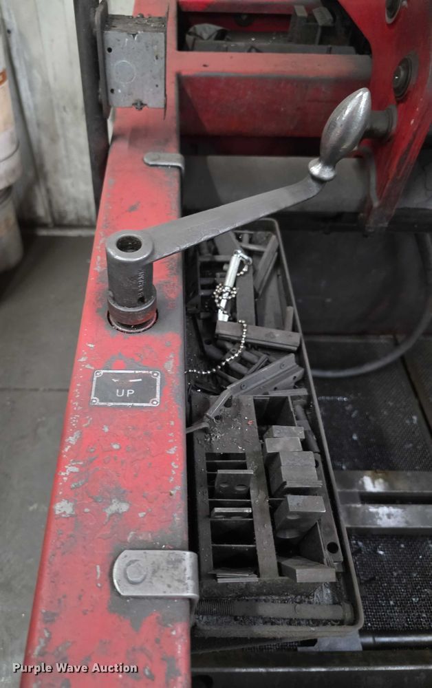 image for item DZ3818 Sunnen CK10 vertical honing machine