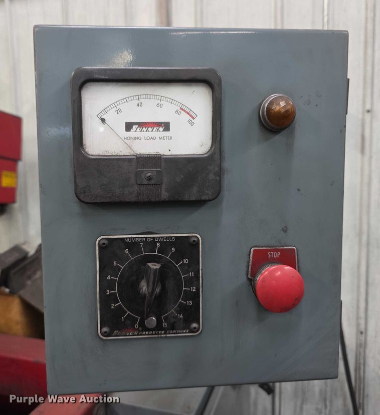 image for item DZ3818 Sunnen CK10 vertical honing machine