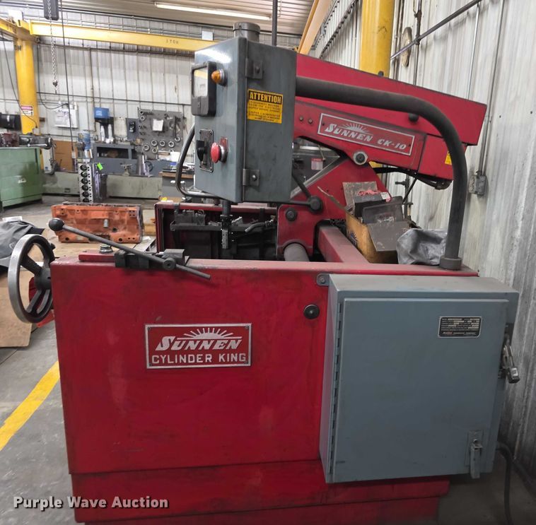 image for item DZ3818 Sunnen CK10 vertical honing machine