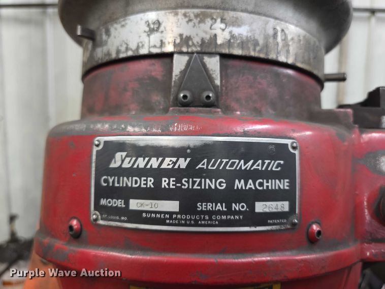 image for item DZ3818 Sunnen CK10 vertical honing machine