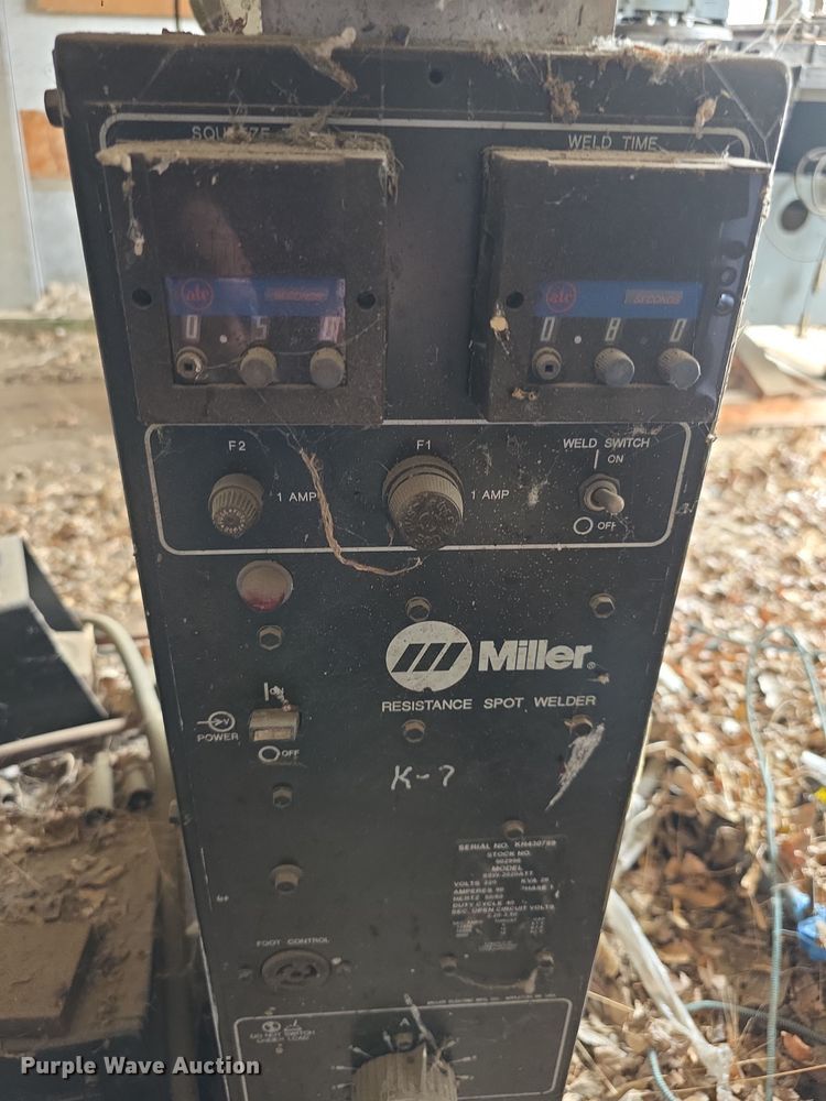 image for item DZ3824 Miller Resistance SSW2020ATT welder
