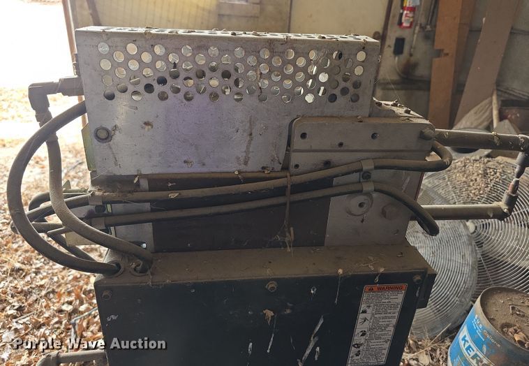 image for item DZ3824 Miller Resistance SSW2020ATT welder