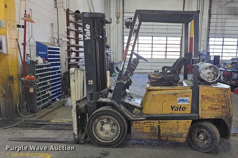 image for item DZ3862 2001 Yale GLP060TGE864 forklift