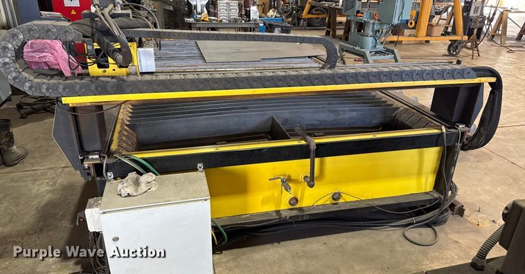 image for item DZ4983 Victor Thermal Dynamics plasma cutting table