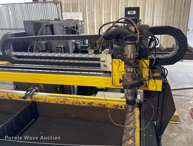 image for item DZ4983 Victor Thermal Dynamics plasma cutting table
