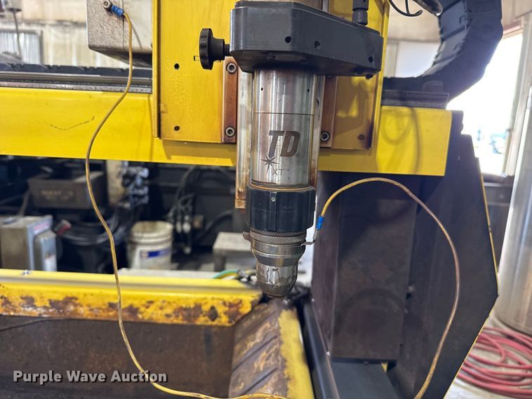 image for item DZ4983 Victor Thermal Dynamics plasma cutting table