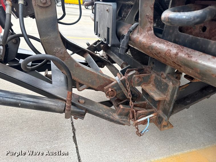 image for item EA2323 2004 Ford F350 Super Duty pickup truck