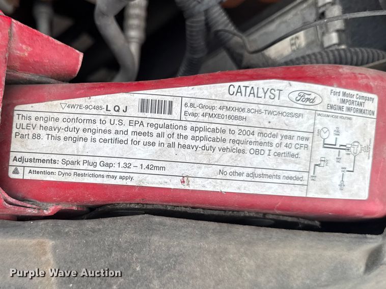 image for item EA2323 2004 Ford F350 Super Duty pickup truck