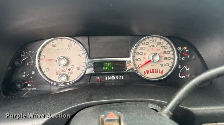 image for item EA2324 2006 Ford F350 Super Duty Crew Cab flatbed pickup truck