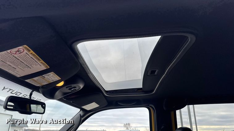 image for item EA2324 2006 Ford F350 Super Duty Crew Cab flatbed pickup truck