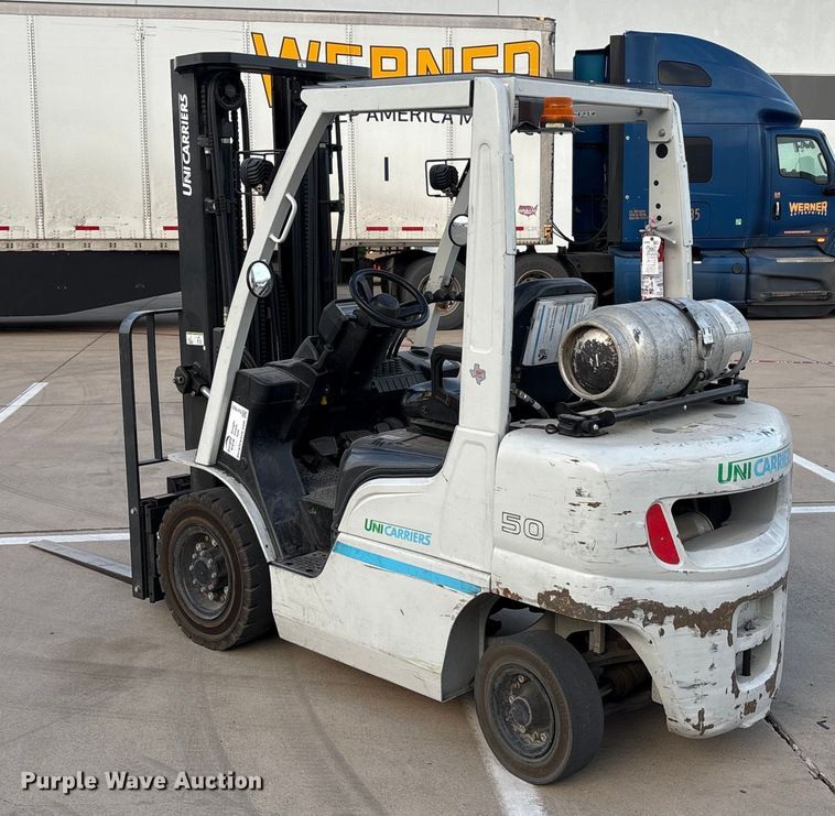 image for item EA7923 2016 UniCarriers PF50 forklift