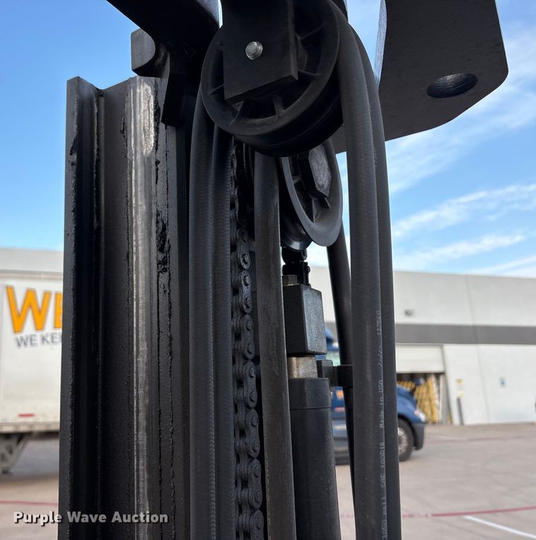 image for item EA7923 2016 UniCarriers PF50 forklift