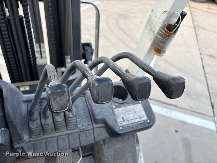 image for item EA7923 2016 UniCarriers PF50 forklift