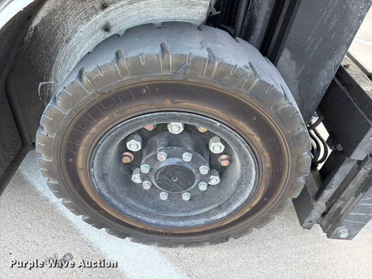 image for item EA7923 2016 UniCarriers PF50 forklift