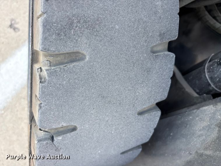 image for item EA7923 2016 UniCarriers PF50 forklift