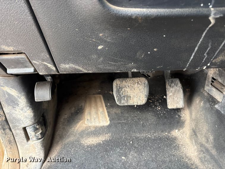 image for item EA7927 2013 Ford F150 Crew Cab pickup truck