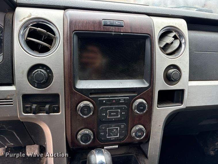 image for item EA7927 2013 Ford F150 Crew Cab pickup truck