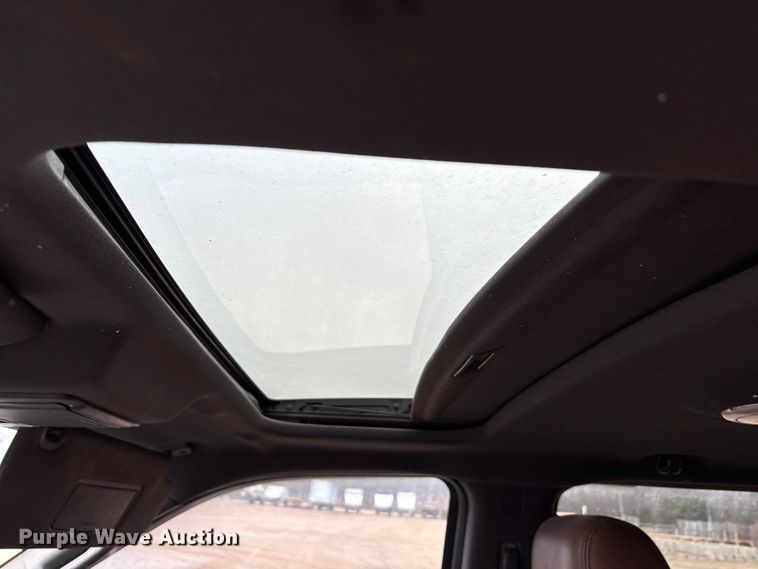 image for item EA7927 2013 Ford F150 Crew Cab pickup truck