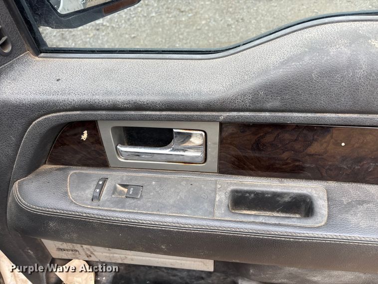 image for item EA7927 2013 Ford F150 Crew Cab pickup truck