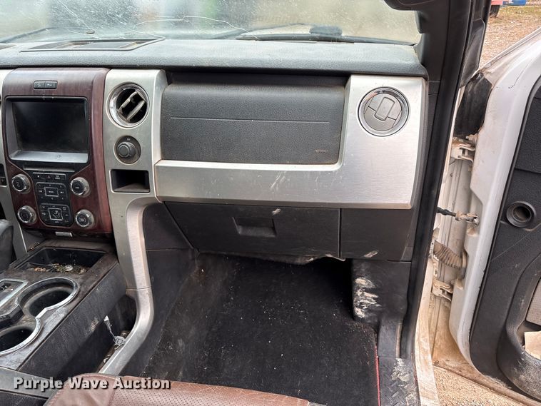 image for item EA7927 2013 Ford F150 Crew Cab pickup truck