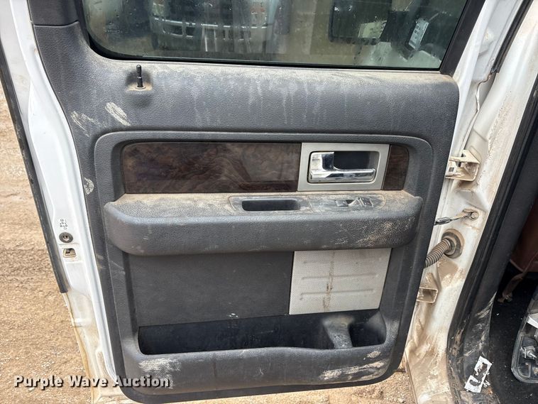 image for item EA7927 2013 Ford F150 Crew Cab pickup truck