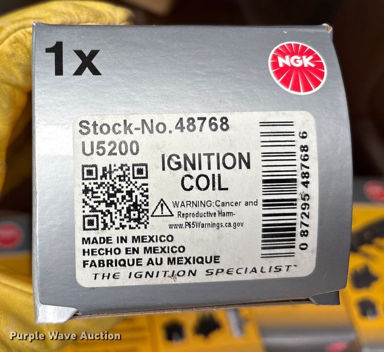 image for item EA7927 2013 Ford F150 Crew Cab pickup truck