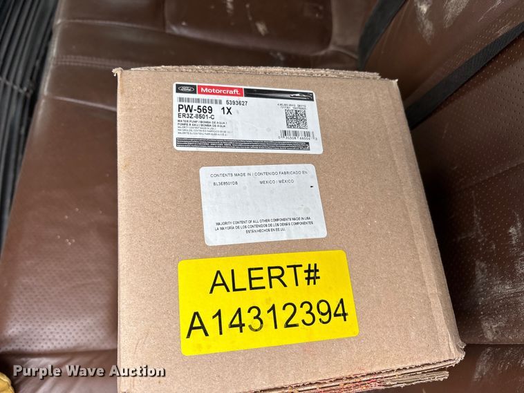 image for item EA7927 2013 Ford F150 Crew Cab pickup truck