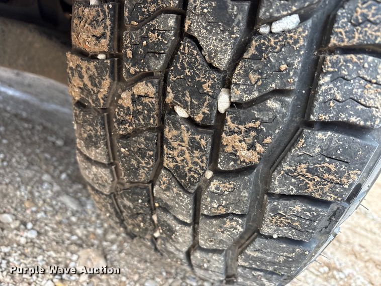 image for item EA7927 2013 Ford F150 Crew Cab pickup truck