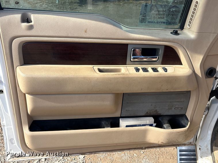 image for item EA7928 2014 Ford F150 Crew Cab pickup truck