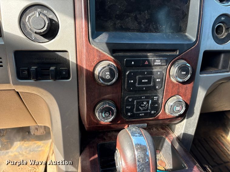 image for item EA7928 2014 Ford F150 Crew Cab pickup truck