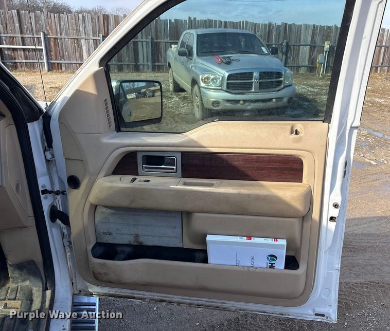 image for item EA7928 2014 Ford F150 Crew Cab pickup truck