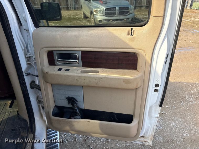 image for item EA7928 2014 Ford F150 Crew Cab pickup truck