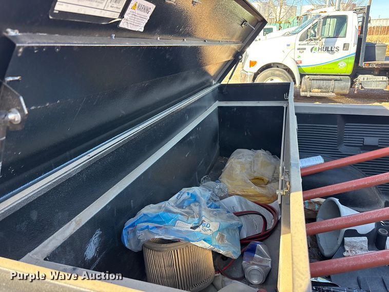 image for item EA7930 2013 Ford F150 Crew Cab pickup truck