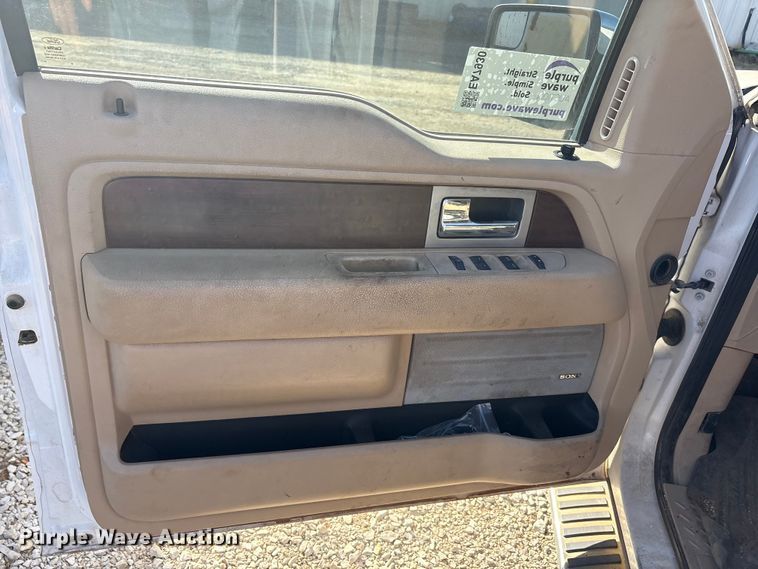 image for item EA7930 2013 Ford F150 Crew Cab pickup truck