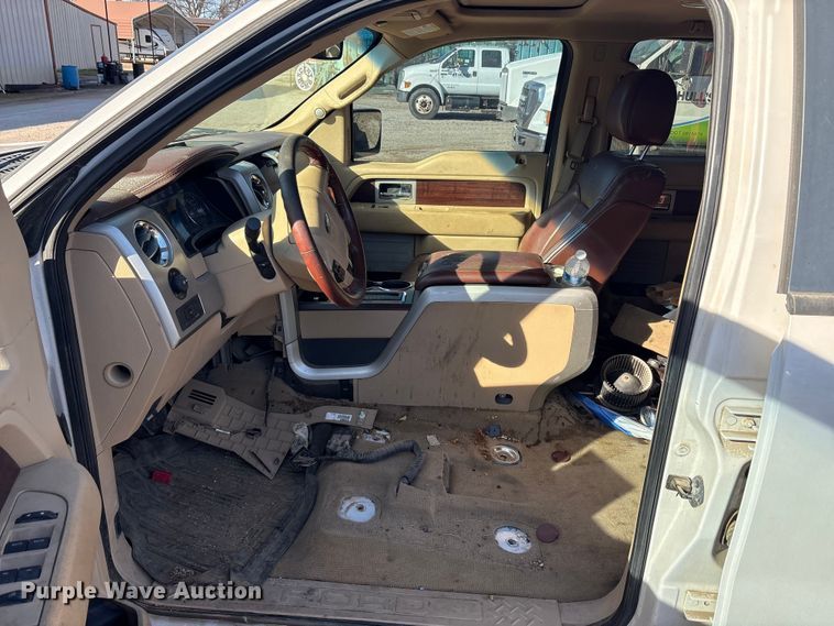 image for item EA7930 2013 Ford F150 Crew Cab pickup truck